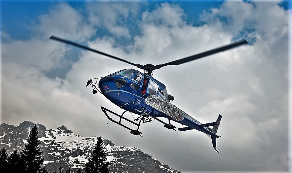 elicottero neve montagna