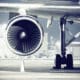 Dettaglio di una turbina di un aereo (© Depositphotos)