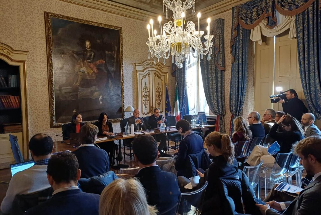 La presentazione dei dati sulle multinazionali in Piemonte